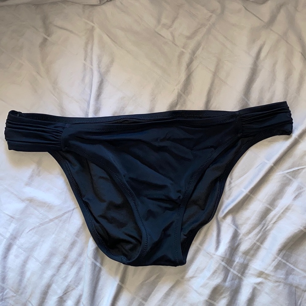 Victoria’s Secret Bikini Bottoms swimwear
